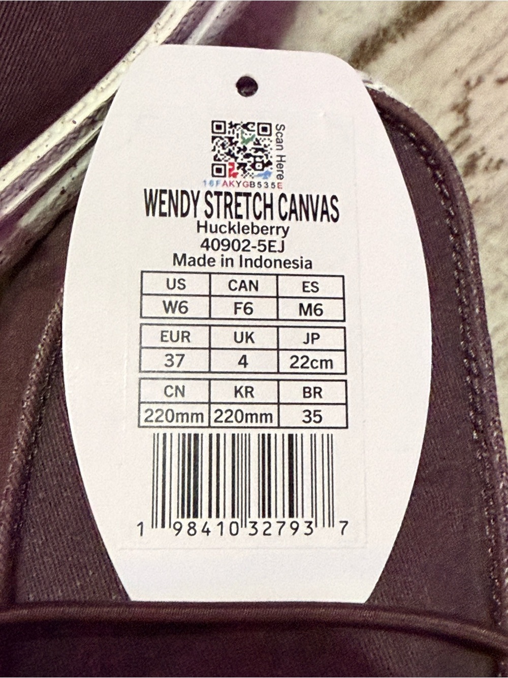 Hey Dude Women’s Wally Solid Maroon Casual Shoes - Picture 4 of 4